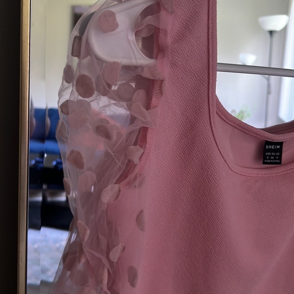 Pink blouse - Picture 3 of 4